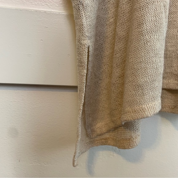 Daytrip Color Block Side Slit Short Sleeve Blouse - Picture 8 of 11